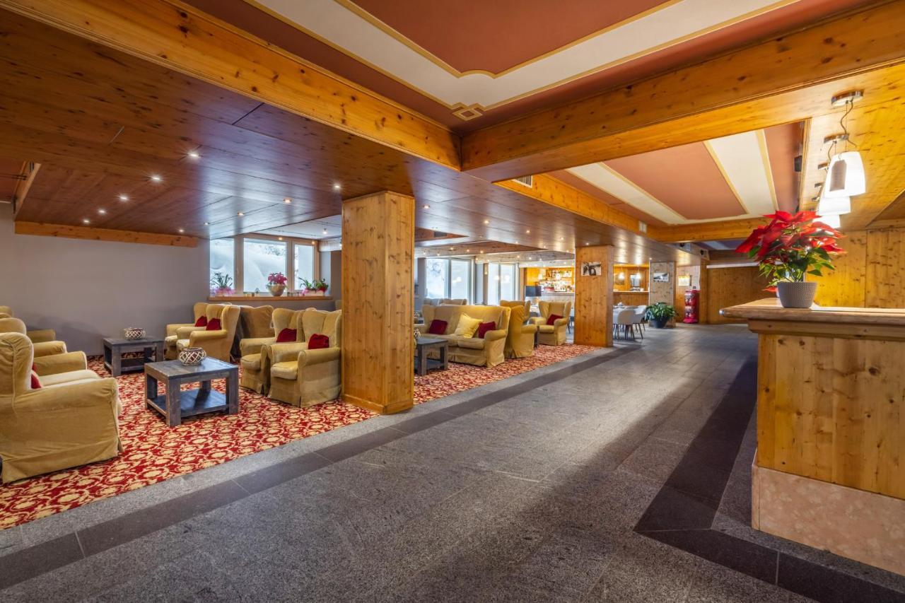Hotel Piandineve Пассо-дель-Тонале Экстерьер фото