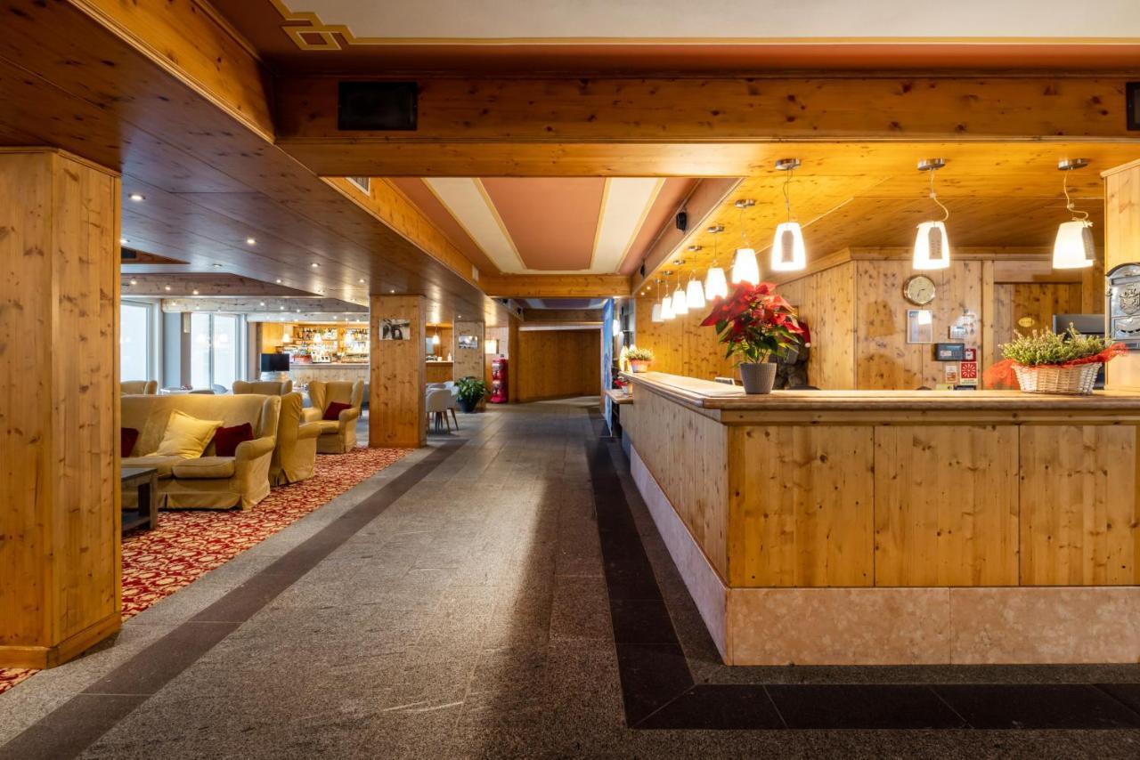 Hotel Piandineve Пассо-дель-Тонале Экстерьер фото