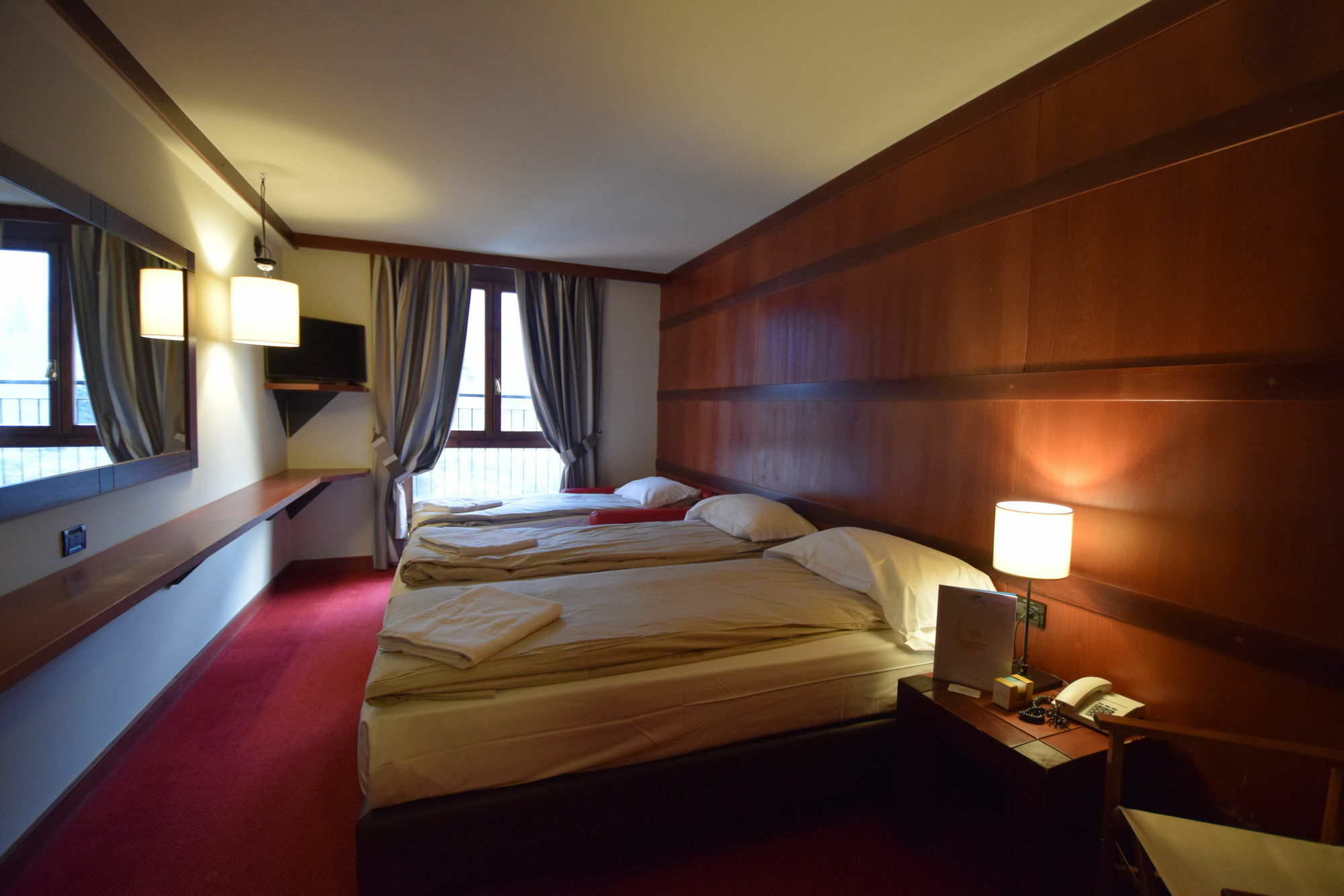 Hotel Piandineve Пассо-дель-Тонале Экстерьер фото